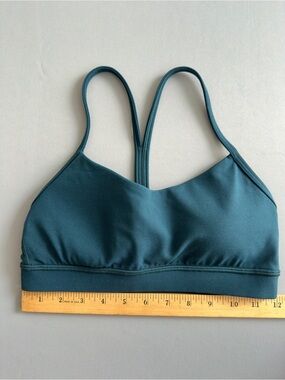 Lululemon Flow Y Bra Nulu Light Support, A-C Cups NWOT